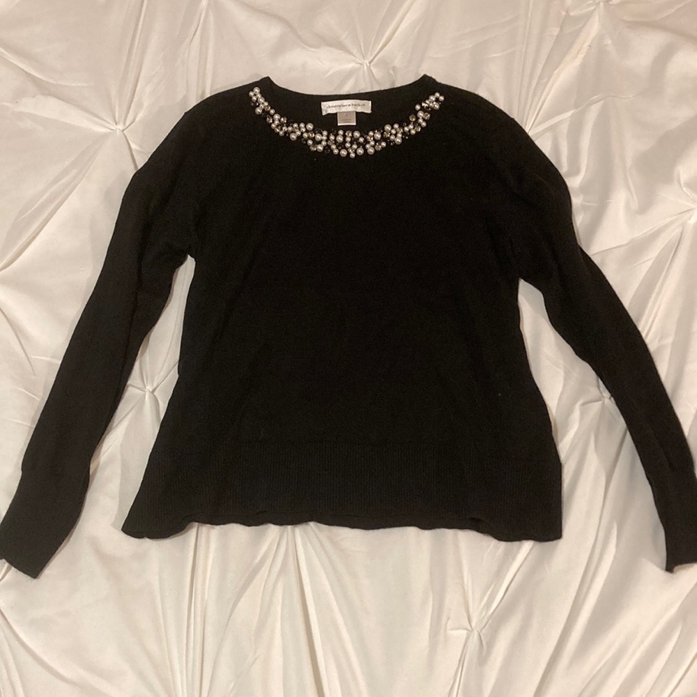 Light weight sweater